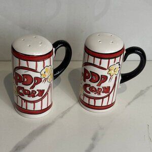 Pop Corn Vintage Salt And Pepper Set Of Two Shakers Red White Size 4x2